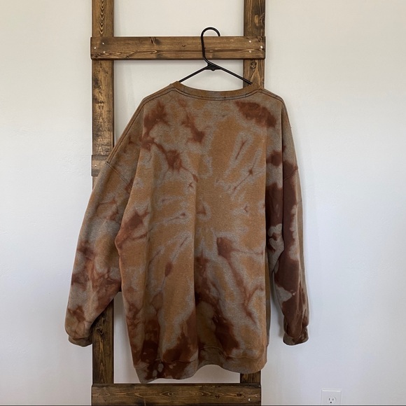 Handmade Tie-Dye Sweatshirt - Picture 2 of 8
